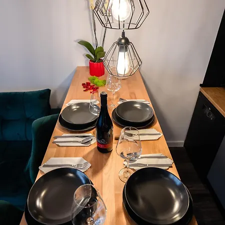 W Winiarni Apartment Dabrowka Szczepanowska