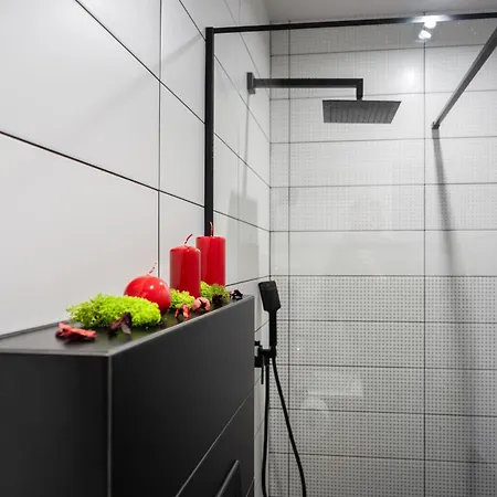 W Winiarni * Dabrowka Szczepanowska