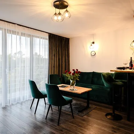 W Winiarni * Dabrowka Szczepanowska